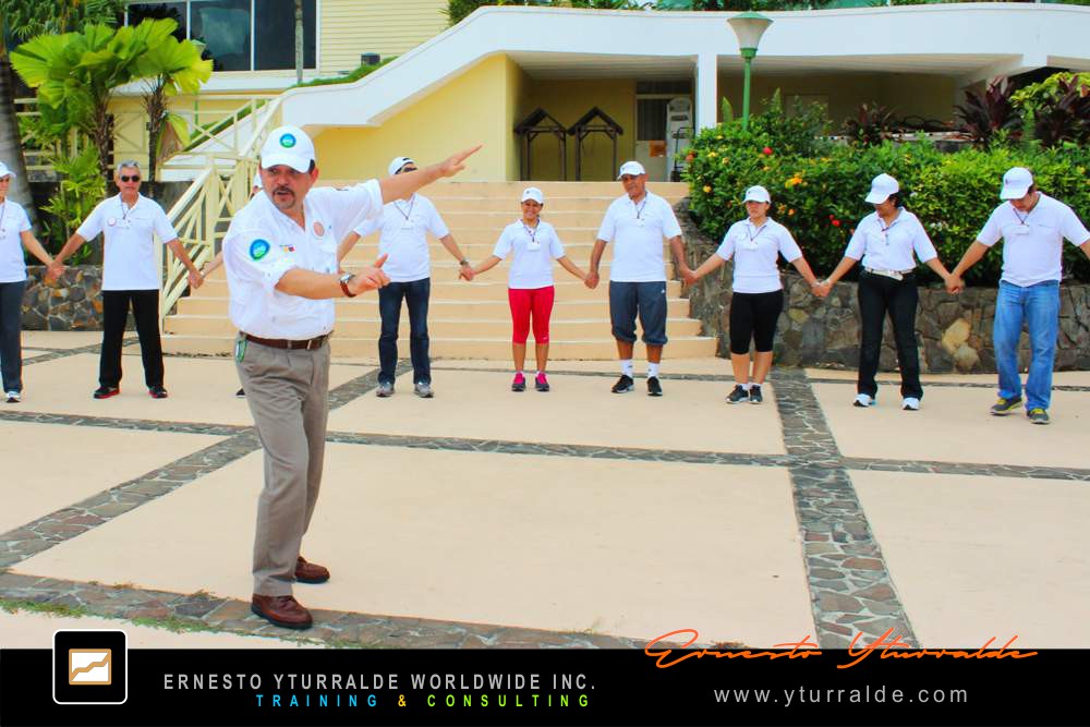 Actividad vivencial fortaleciendo la colaboración y la resolución de desafíos