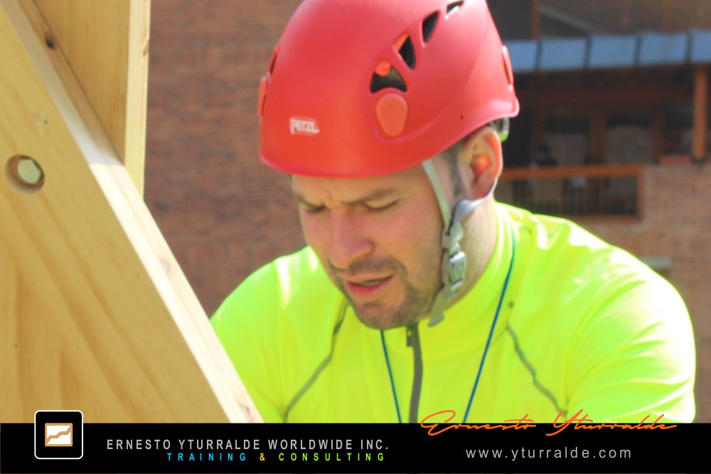 Aprendizaje Experiencial aplicado al Team Building para desarrollar habilidades de liderazgo