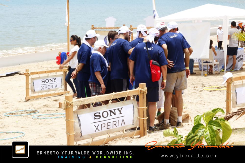 Actividad experiencial para líderes y colaboradores fortaleciendo relaciones de confianza