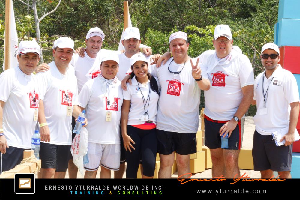Team Building empresarial para desarrollar equipos colaborativos y resilientes
