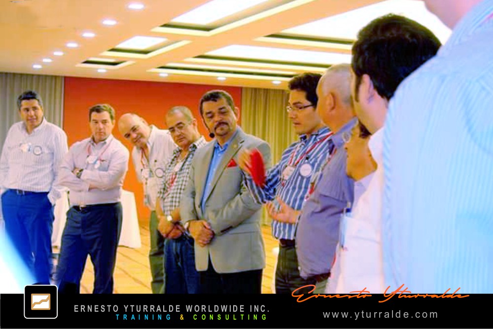 Integración de equipos mediante dinámicas experienciales de cuerdas bajas